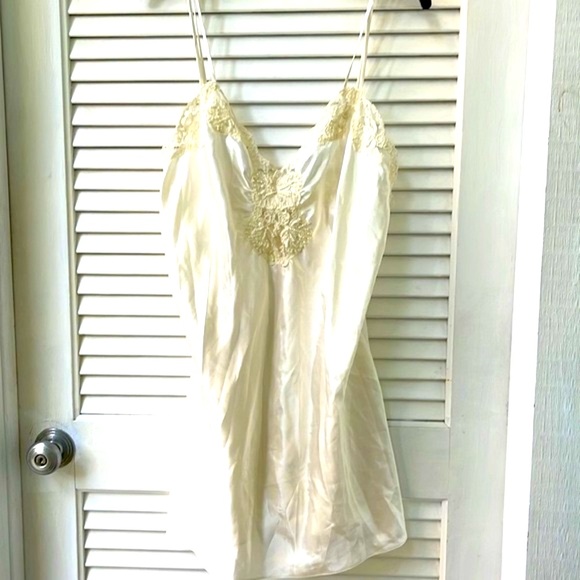 Victoria’s Secret Nightie - Picture 3 of 11